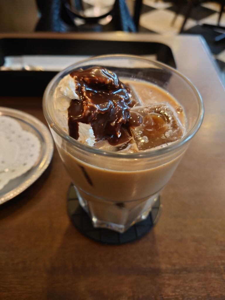 ブックス＆カフェ そごう千葉店の生チョコカフェオーレ
