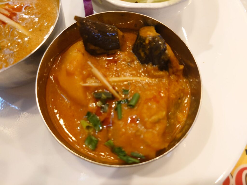 千葉市のインド料理ルンビニのランチカレー