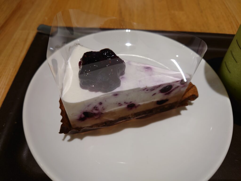 スタバのブルーベリーレアチーズケーキ