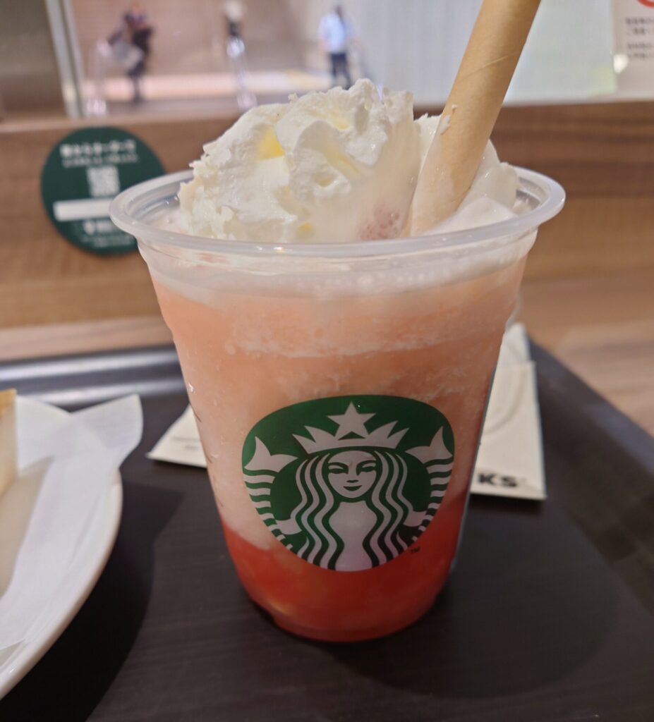 スタバ新作ラブ & ピーチフラペチーノ