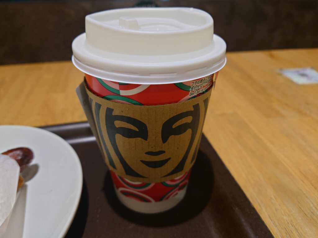 スタバのジョイフルメドレー ティーラテ